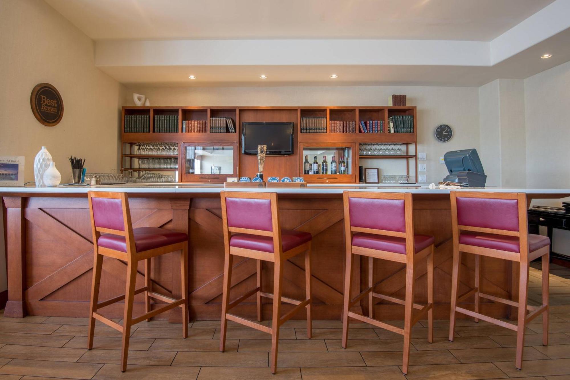 Four Points By Sheraton Саскатун Экстерьер фото